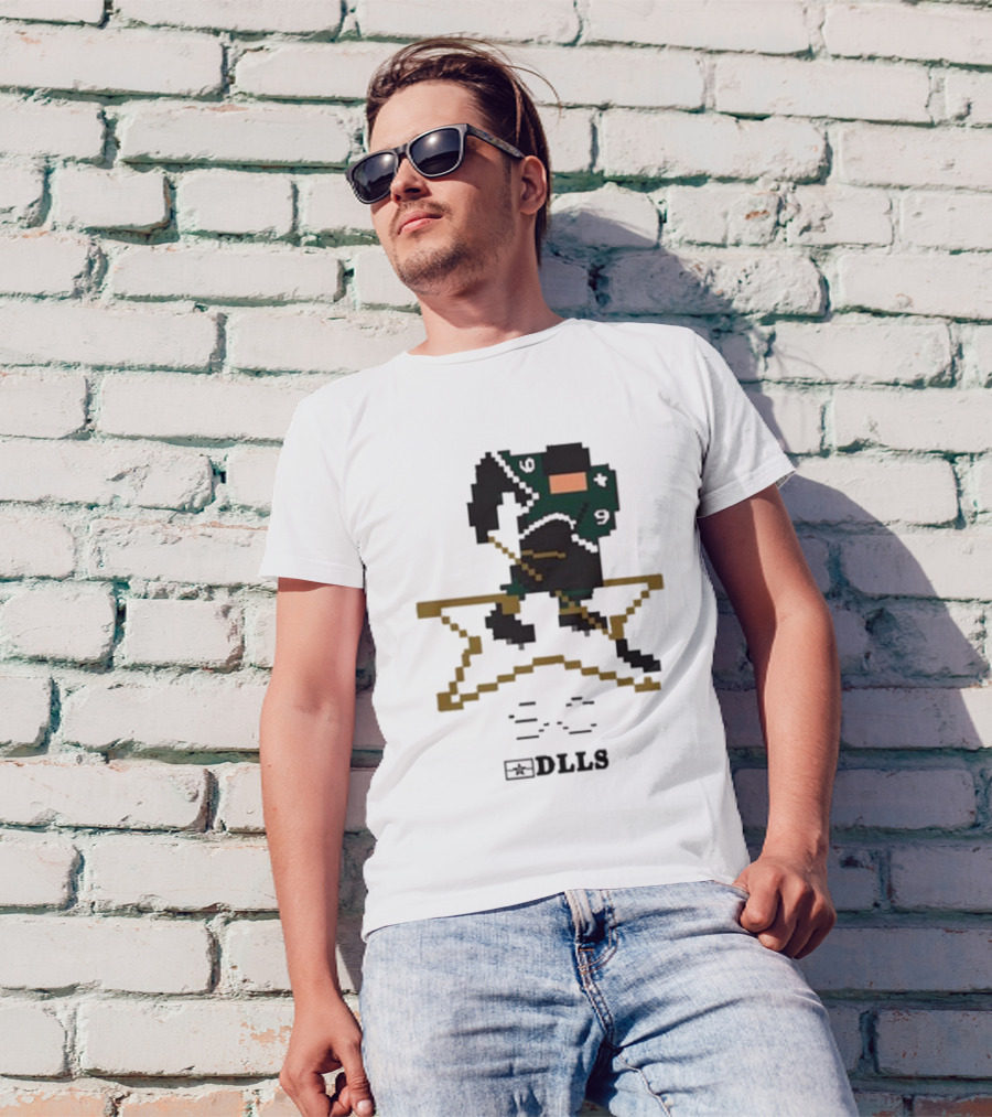 DLLS 16 Bit Retro Hockey Star Pixel T-Shirt