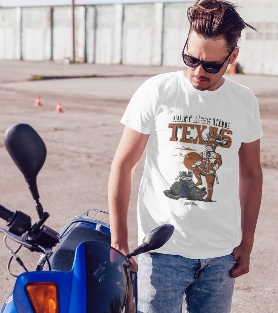 Don’t Mess With Texas Football Cowboy Stomping An Opponent T-Shirt