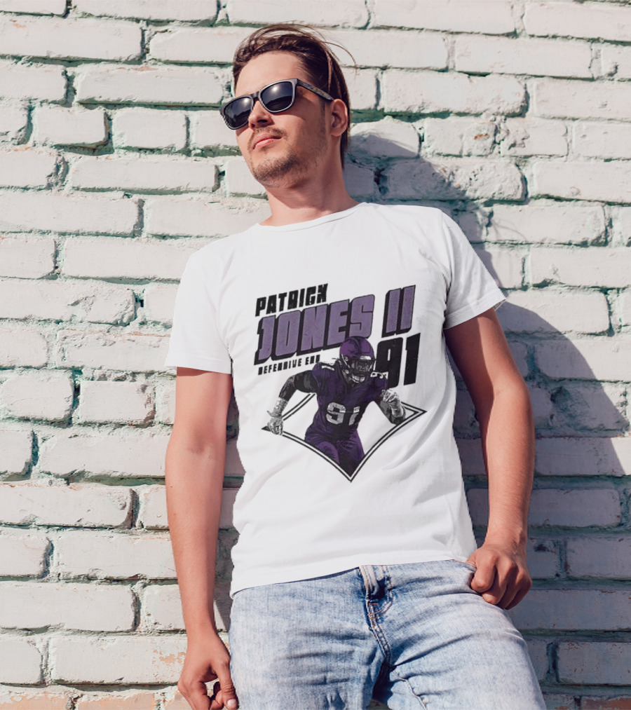 Patrick Jones II Minnesota Defensive End 91 T-Shirt