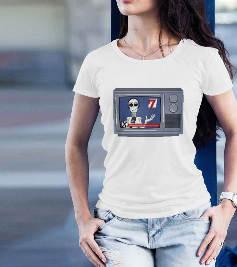 Sammensværgelsen Season 7 Hvid Retro TV Alien News Broadcast T-Shirt