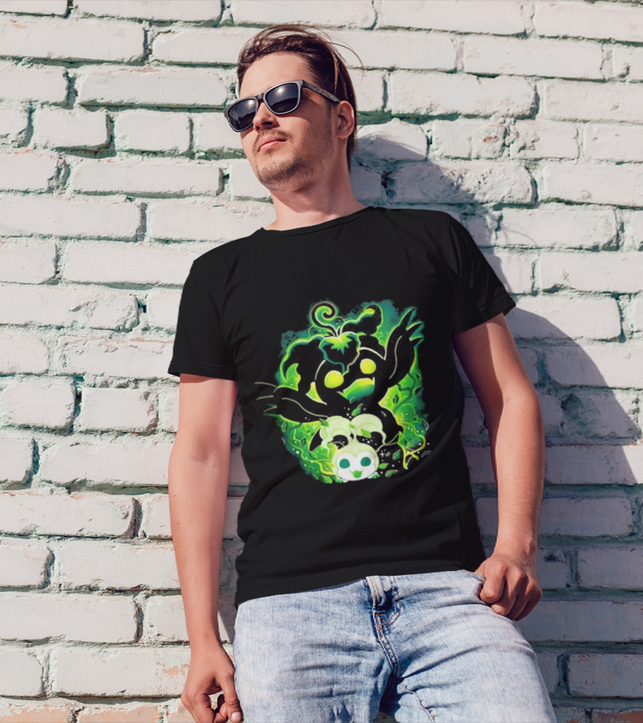 Digi Leaf Vallina Vibrant Green Creature With Gleaming Elements T-Shirt