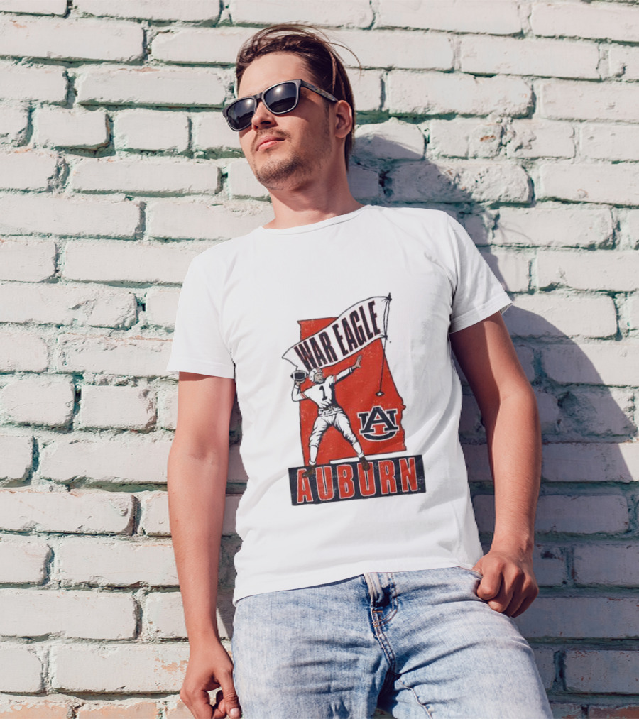 Auburn War Eagle Vintage Football Player With Auburn Logo And War Eagle Banner T-Shirt