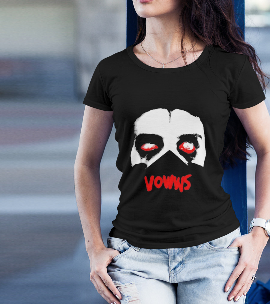 Vowws Hollow Face Red Eyes T-Shirt