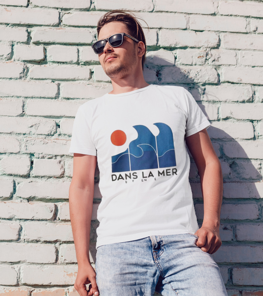 Dans La Mer Waves And Sun T-Shirt