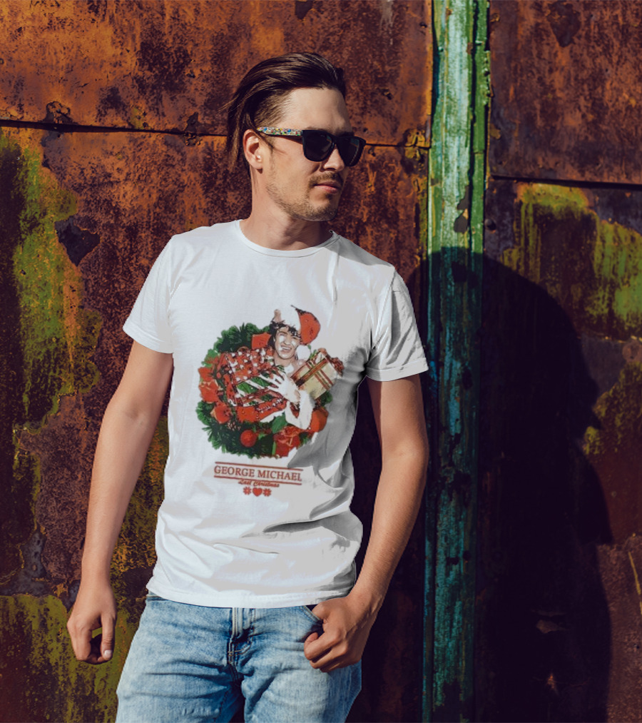 GEORGE MICHAEL LAST CHRISTMAS SANTA HAT WREATH T-Shirt