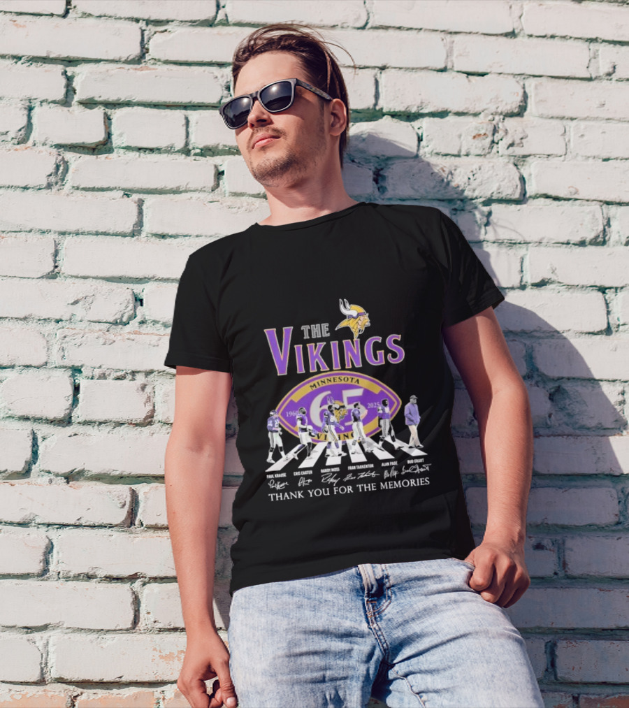Minnesota Vikings Thank You For The Memories 1960-2025 Paul Krause Chris Carter Randy Moss Fran Tarkenton Alan Page Bud Grant T-Shirt