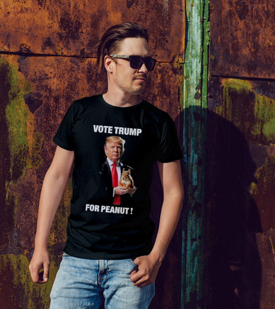 Vote Trump For Peanut 2024 Squirrel Holding Image T-Shirt