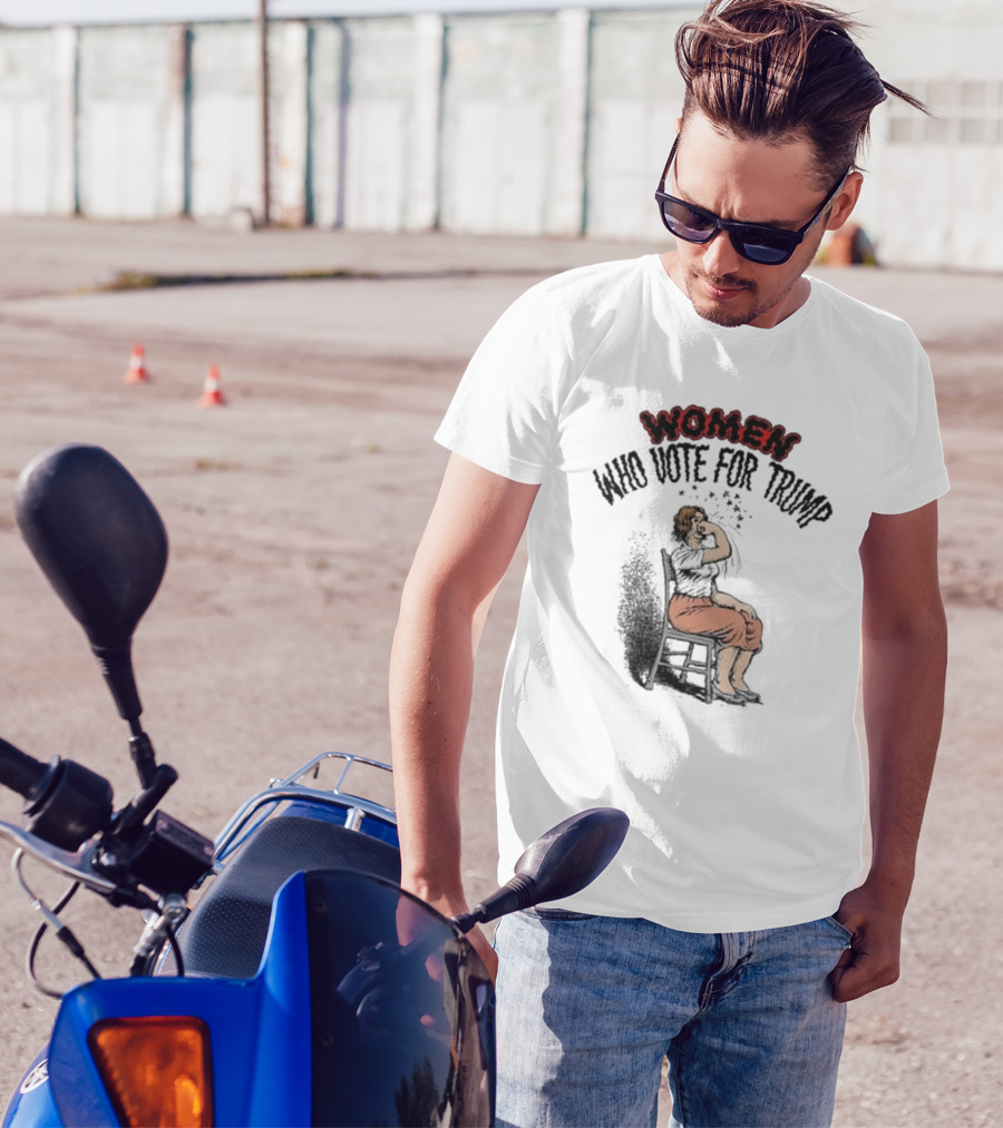 Women Who Vote For Trump Vintage Style Seated Woman T-Shirt