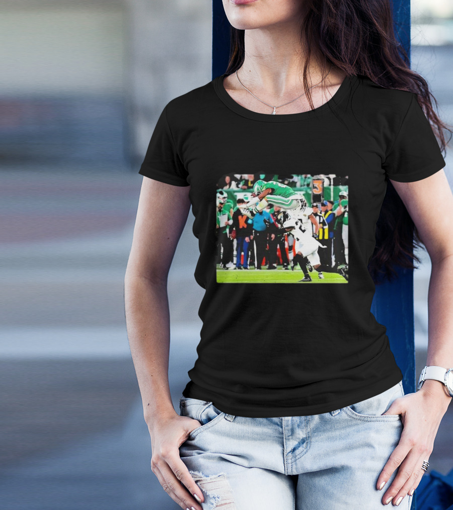 Philadelphia Eagles Vs. Saquon Barkley November 3 2024 NFL Week 9 Game Action T-Shirt