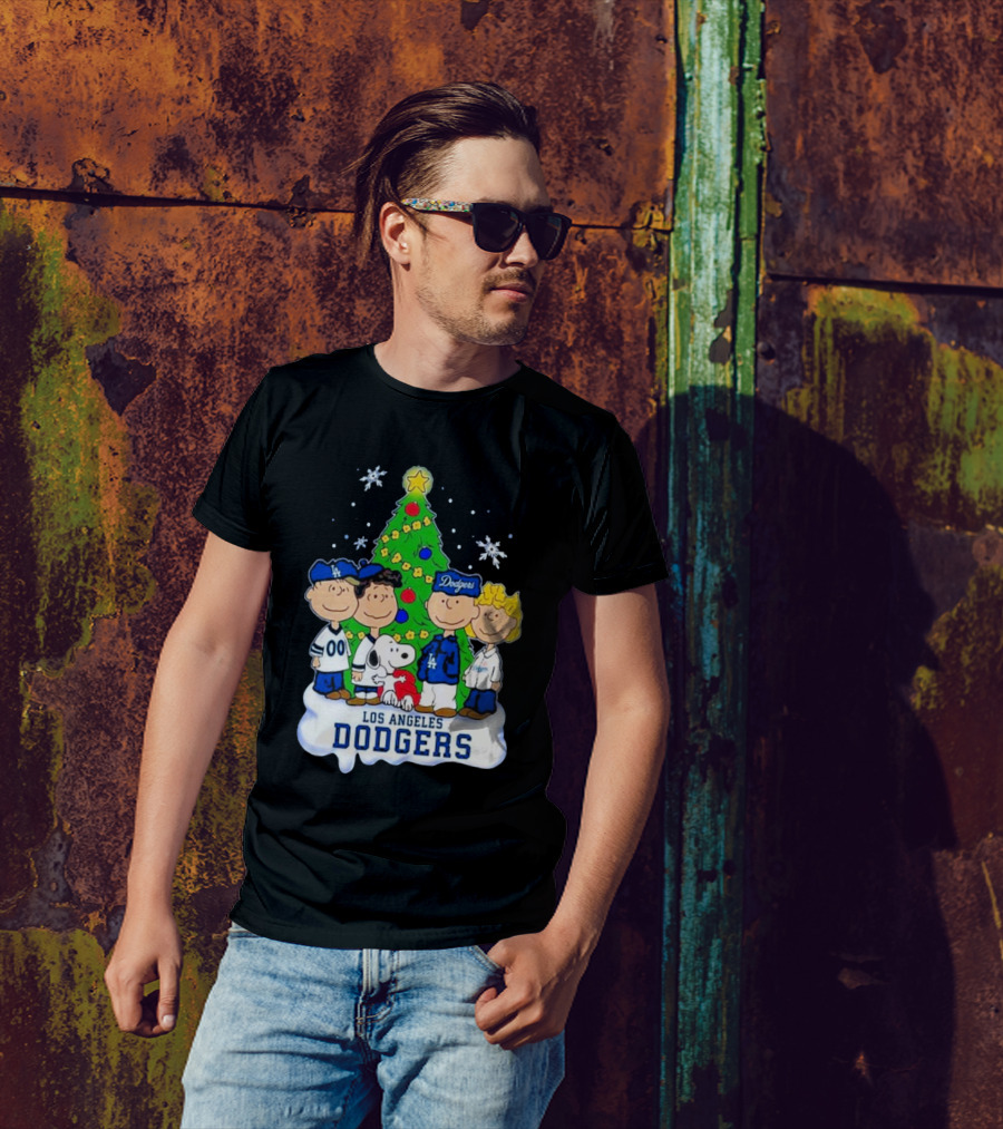 Christmas With Snoopy Los Angeles Dodgers Peanuts Characters And Tree T-Shirt
