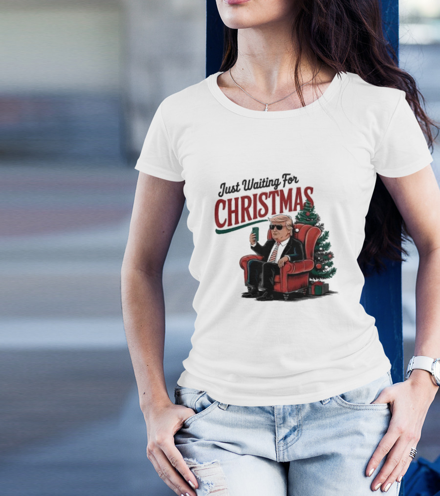 Just Waiting For Christmas Trump In Chair With Christmas Tree T-Shirt