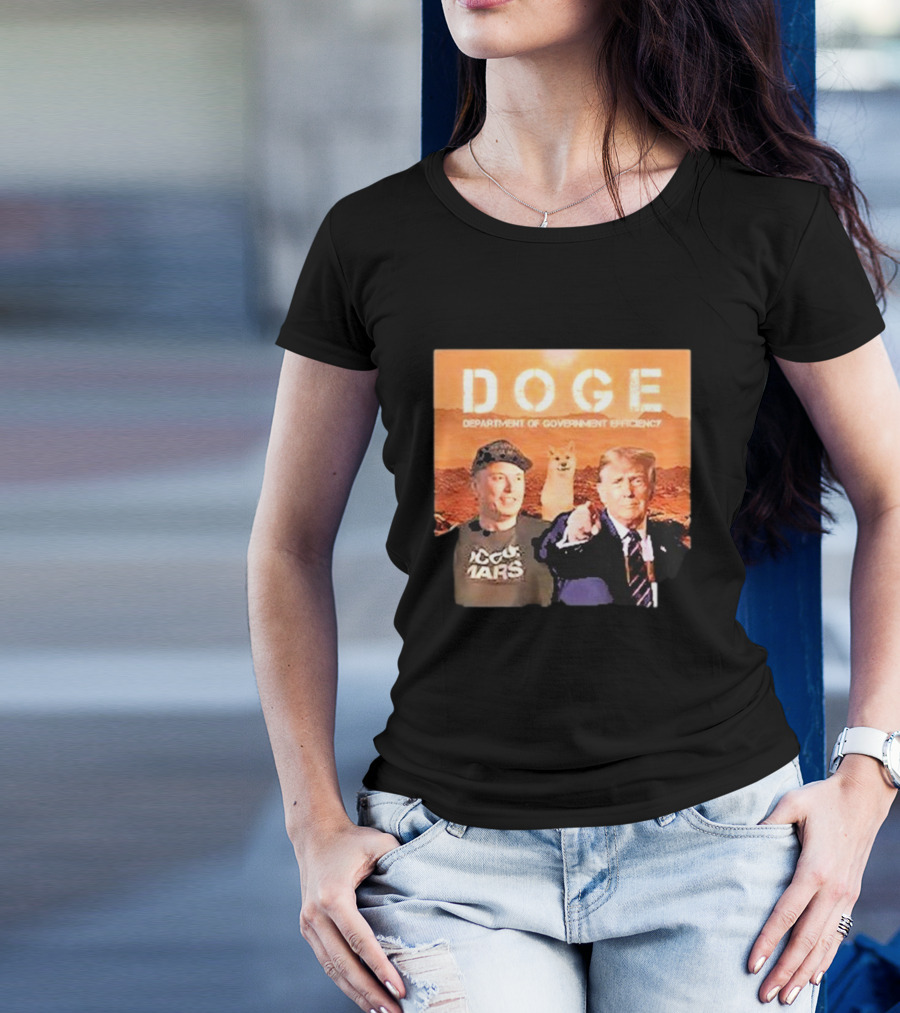 Elon Musk And Trump 2024 Doge Department Of Government Efficiency Mars Background T-Shirt