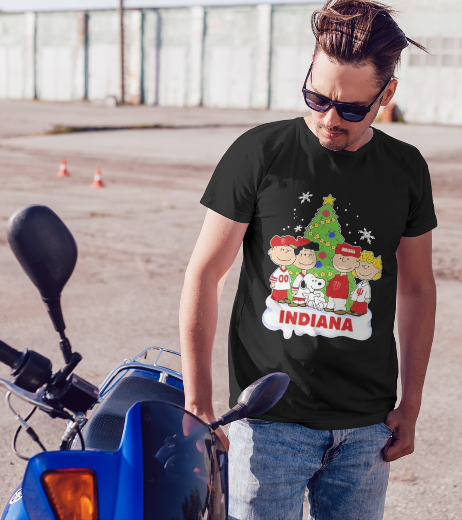 Indiana Hoosiers Snoopy Peanuts Christmas Tree Charlie Brown Lucy Linus T-Shirt