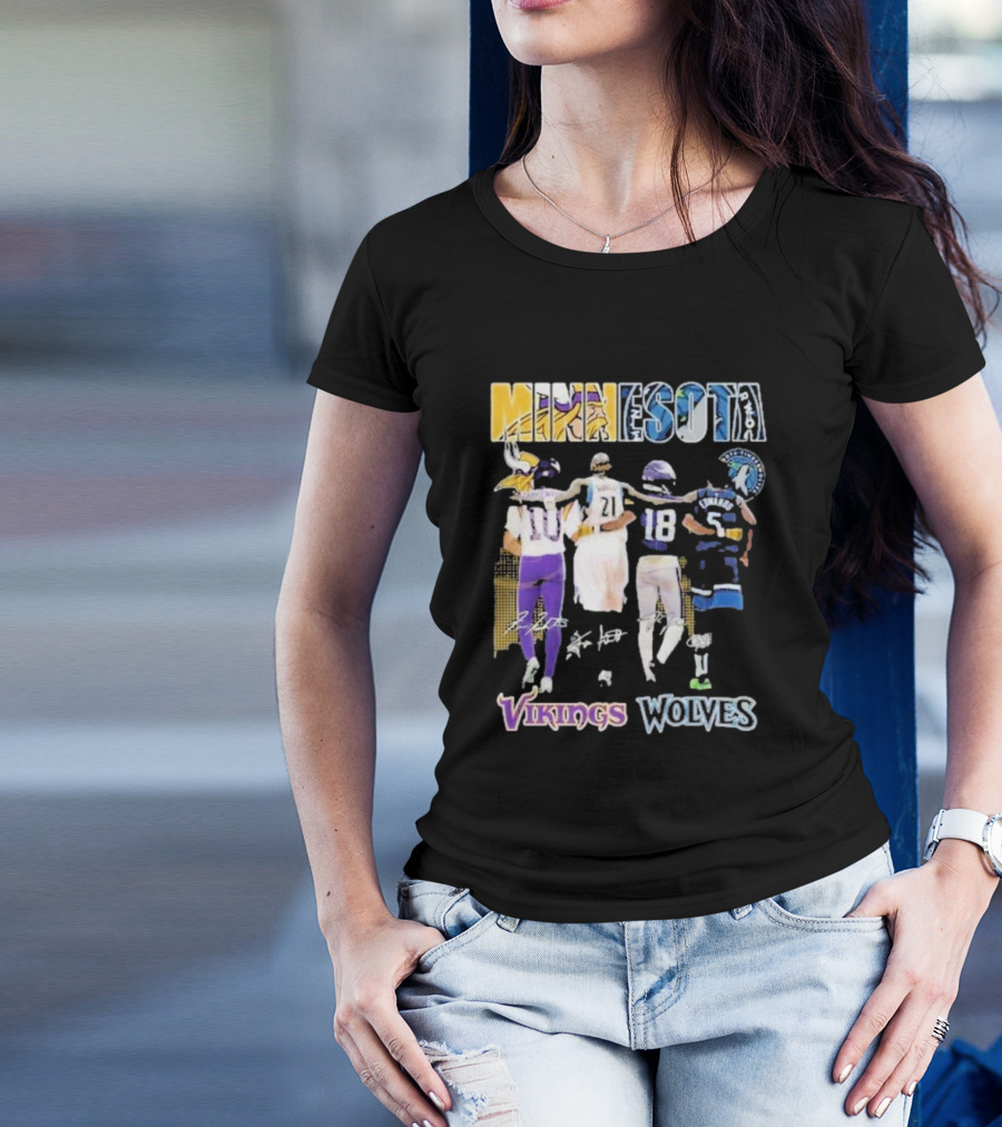 Minnesota Vikings Wolves Signature Collaboration T-Shirt