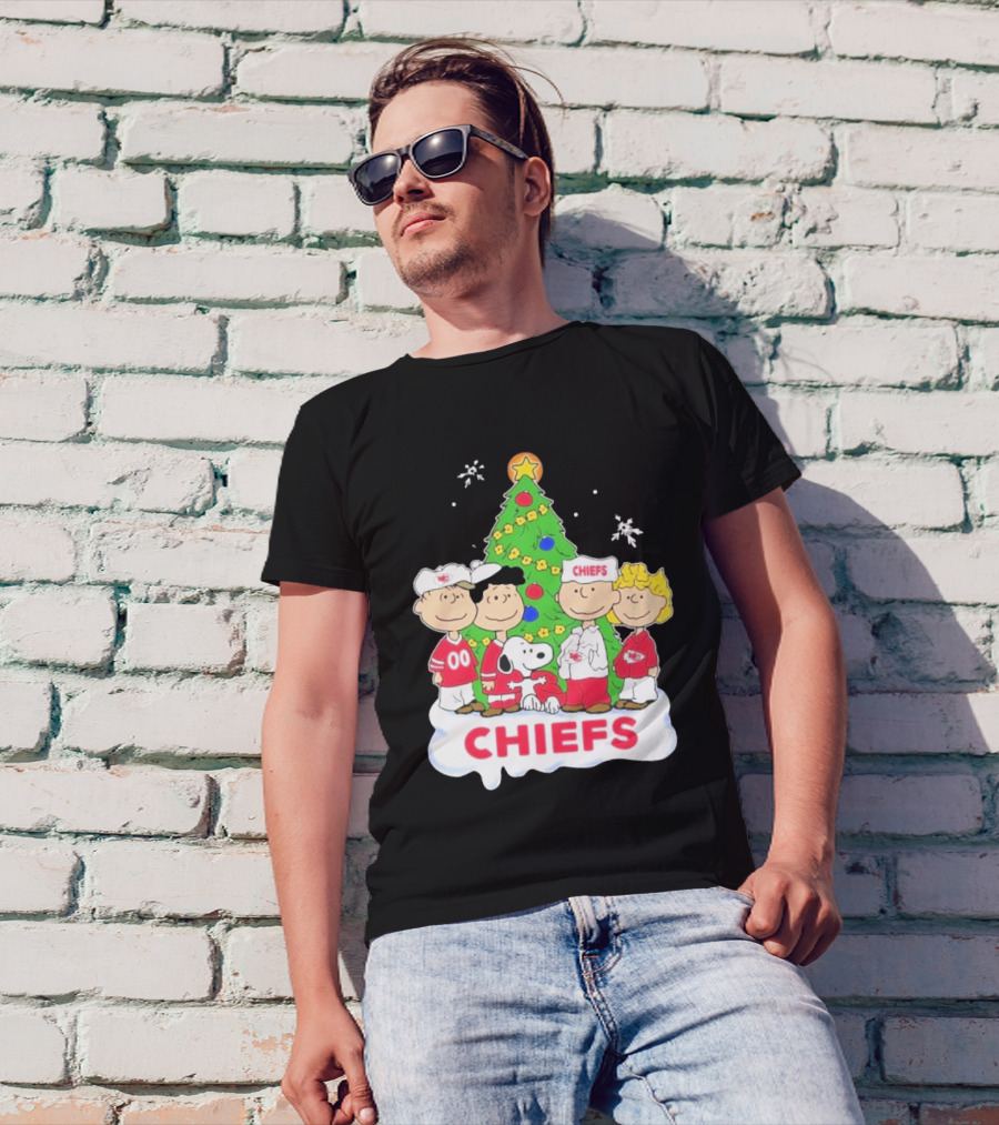 Kansas City Chiefs Snoopy Christmas Peanuts Characters Chiefs NFL Holiday T-Shirt