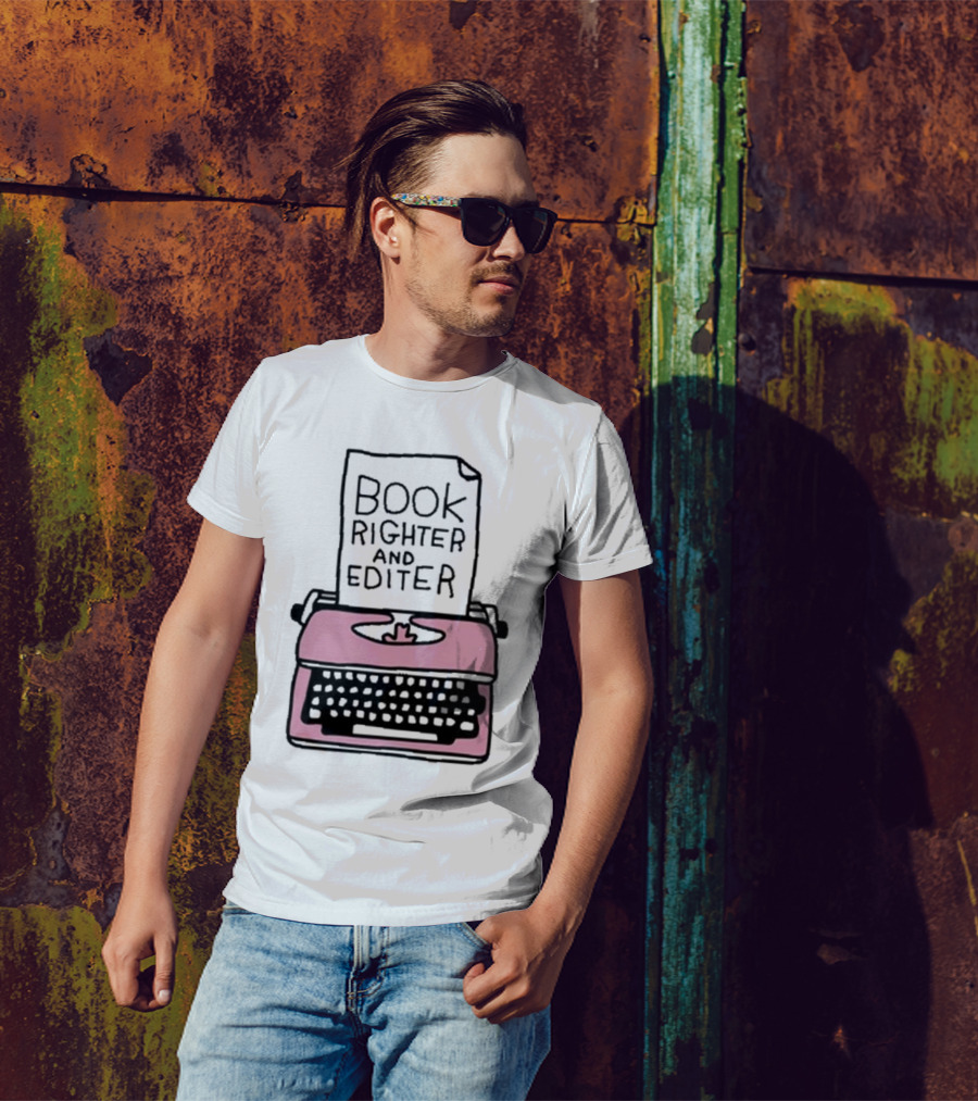 Zoe Bread Book Righter And Editer Pink Typewriter T-Shirt