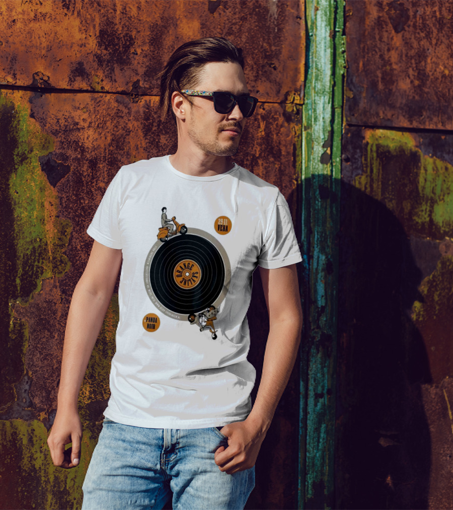 Orange Skyline Vera Groningen Netherlands 29 Nov 2024 Tour Panda Noir T-Shirt