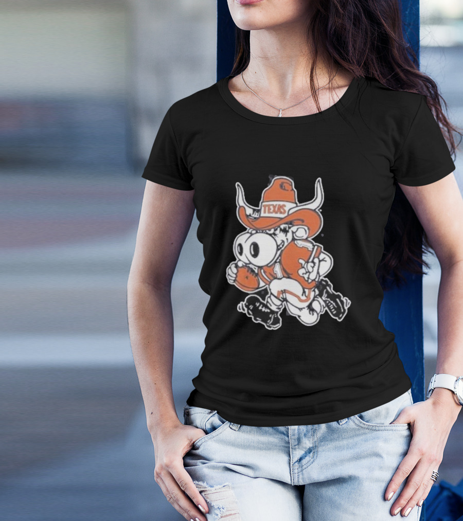 Texas Longhorns Bevo Mascot Football Cowboy T-Shirt