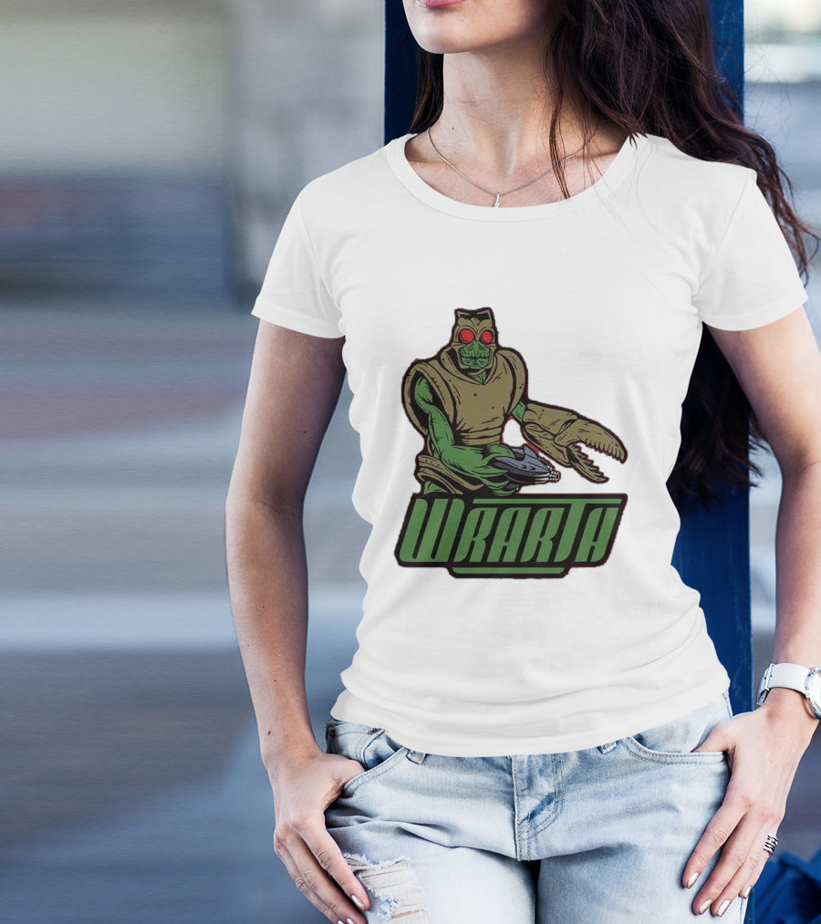 Wrarth Warrior Doctor Who Alien Creature With Claws And Spaceship Gun T-Shirt