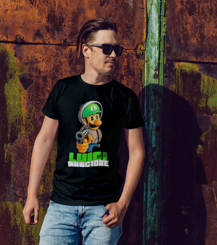 Luigi Mangione Luigi With Gun Iconic Image T-Shirt