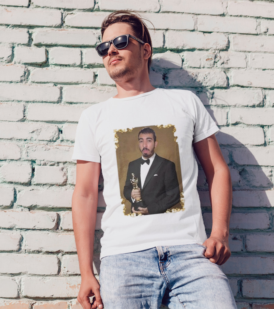 Saleh Jafarawi Mr Fafo Oscar Statue Award Winner T-Shirt