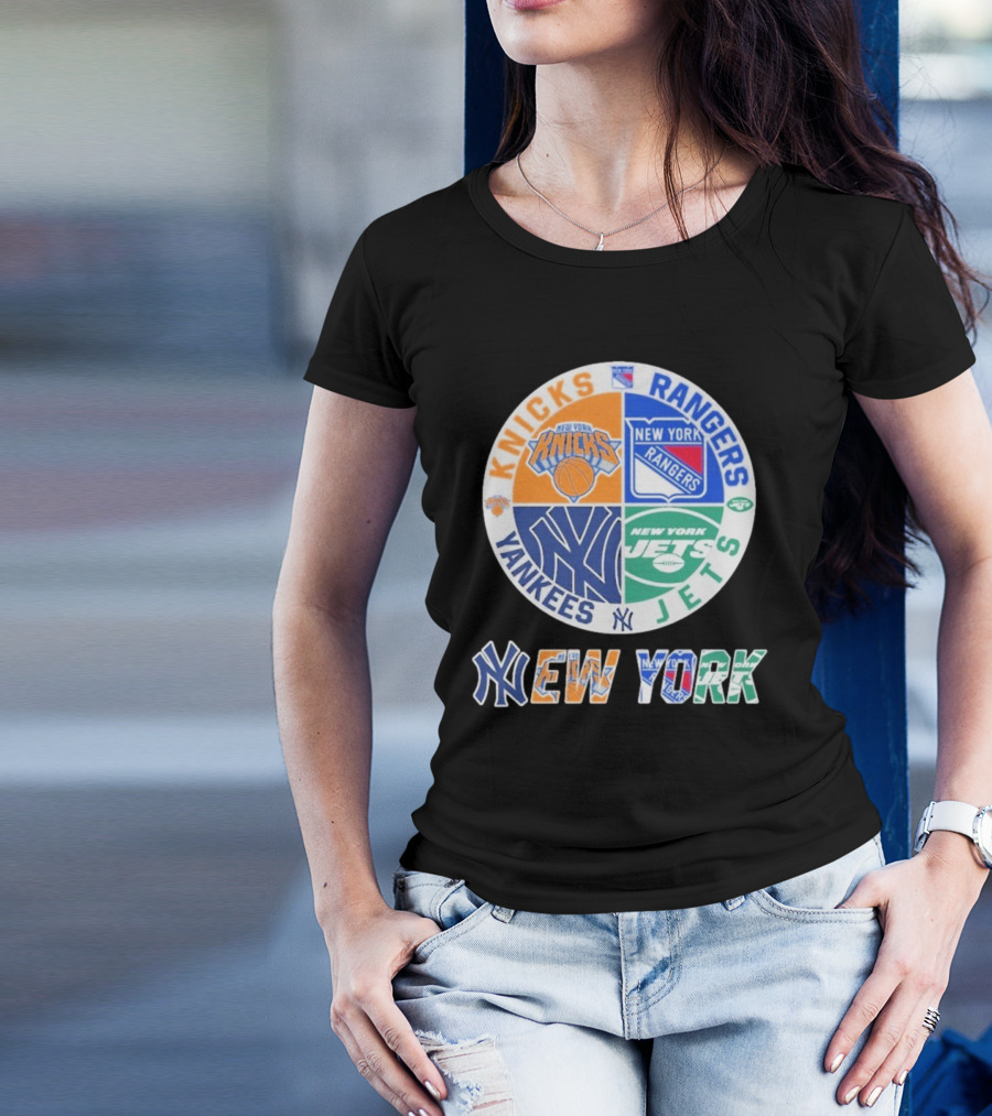 New York Knicks Rangers Yankees Jets Circle T-Shirt