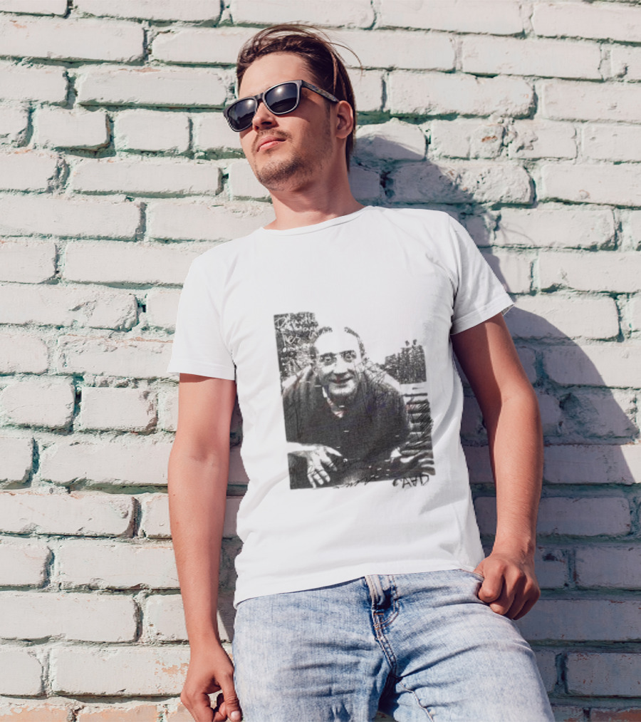 Duchamp Portrait AVID Text Compilation T-Shirt