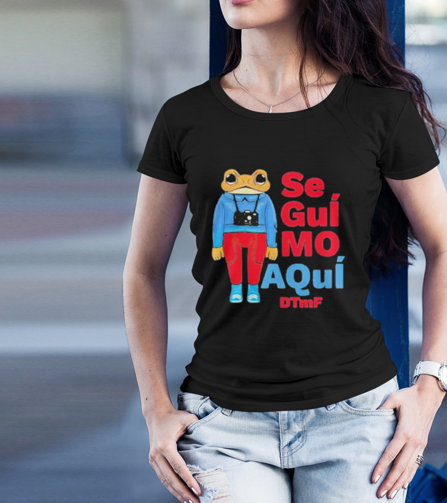 Se Guí Mo Aquí DTMF Frog With Camera T-Shirt