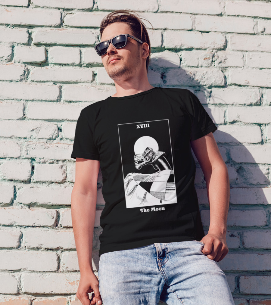 Summerisle Arcana XVIII The Moon Skull Tarot T-Shirt