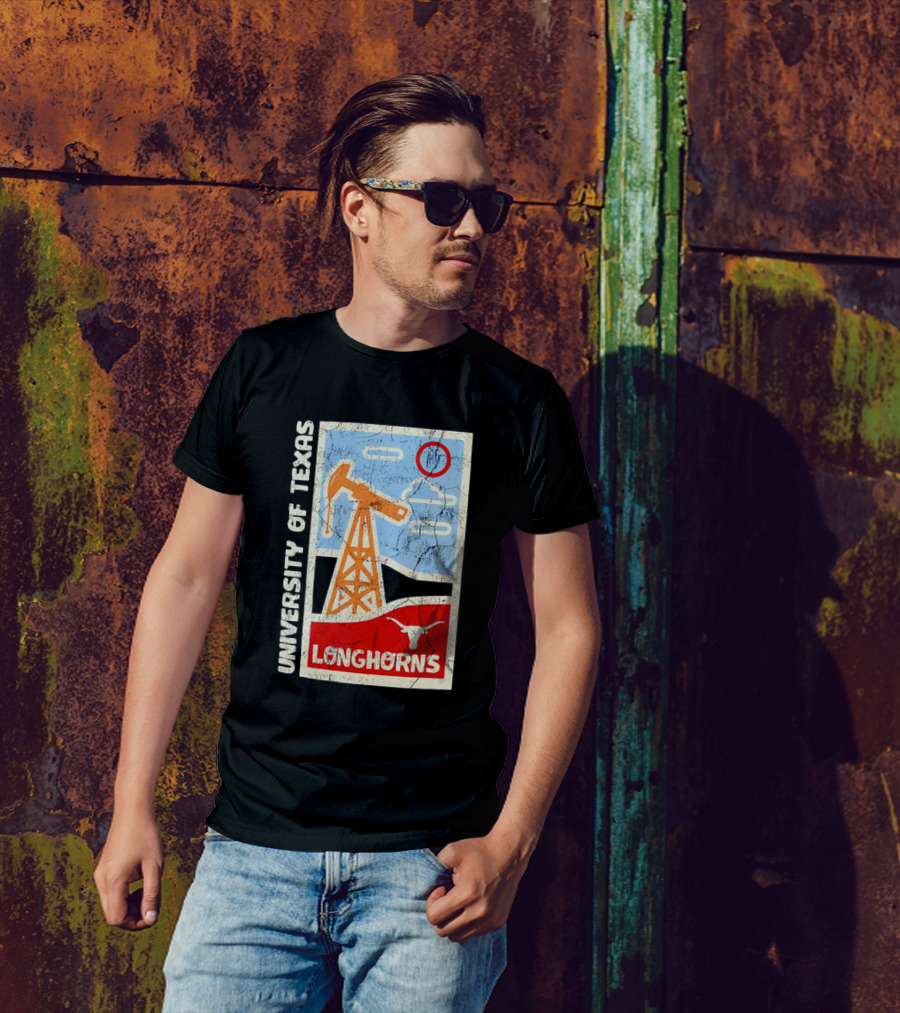 University Of Texas Longhorns Retro Oil Derrick And Bull Skull T-Shirt