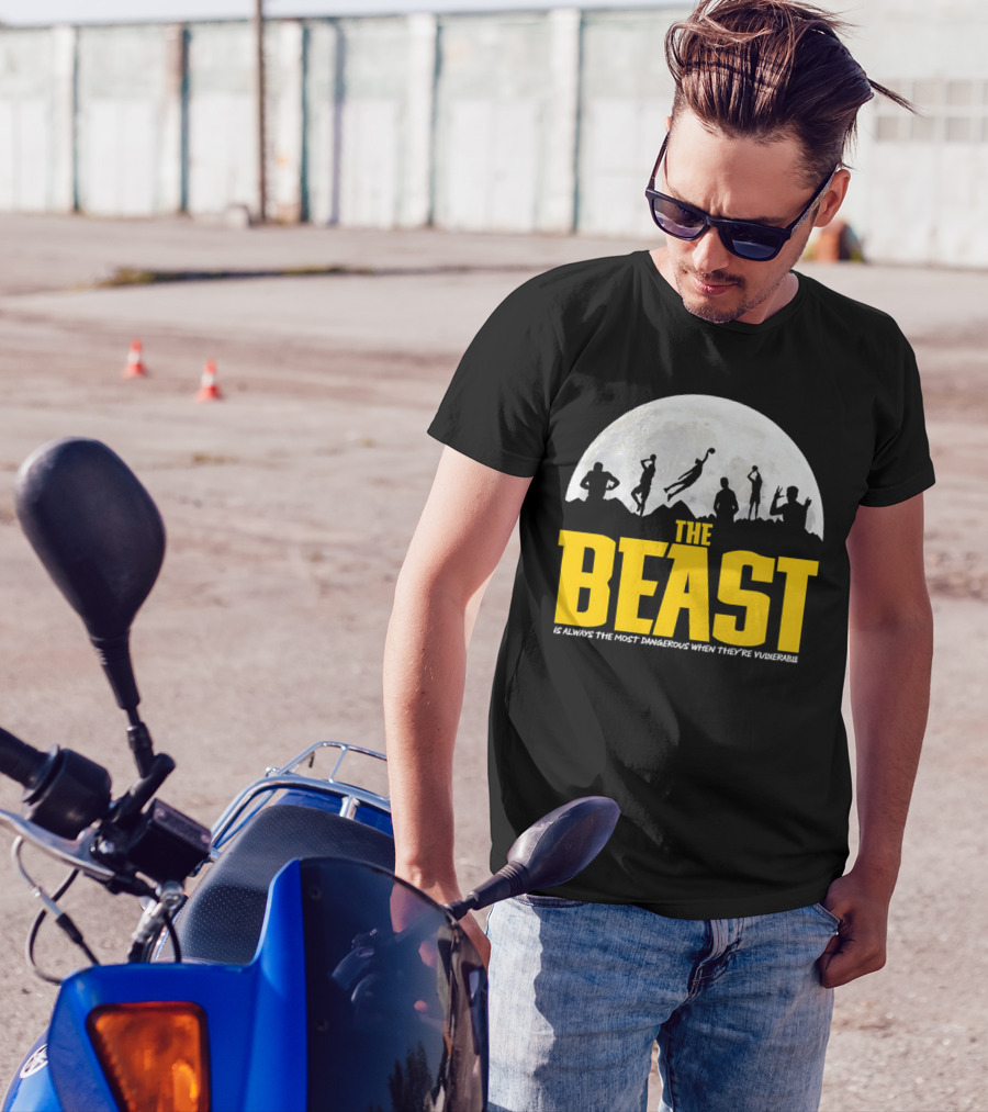 The Beast Is Always The Most Dangerous When They're Vulnerable Silhouettes Moon Scene T-Shirt