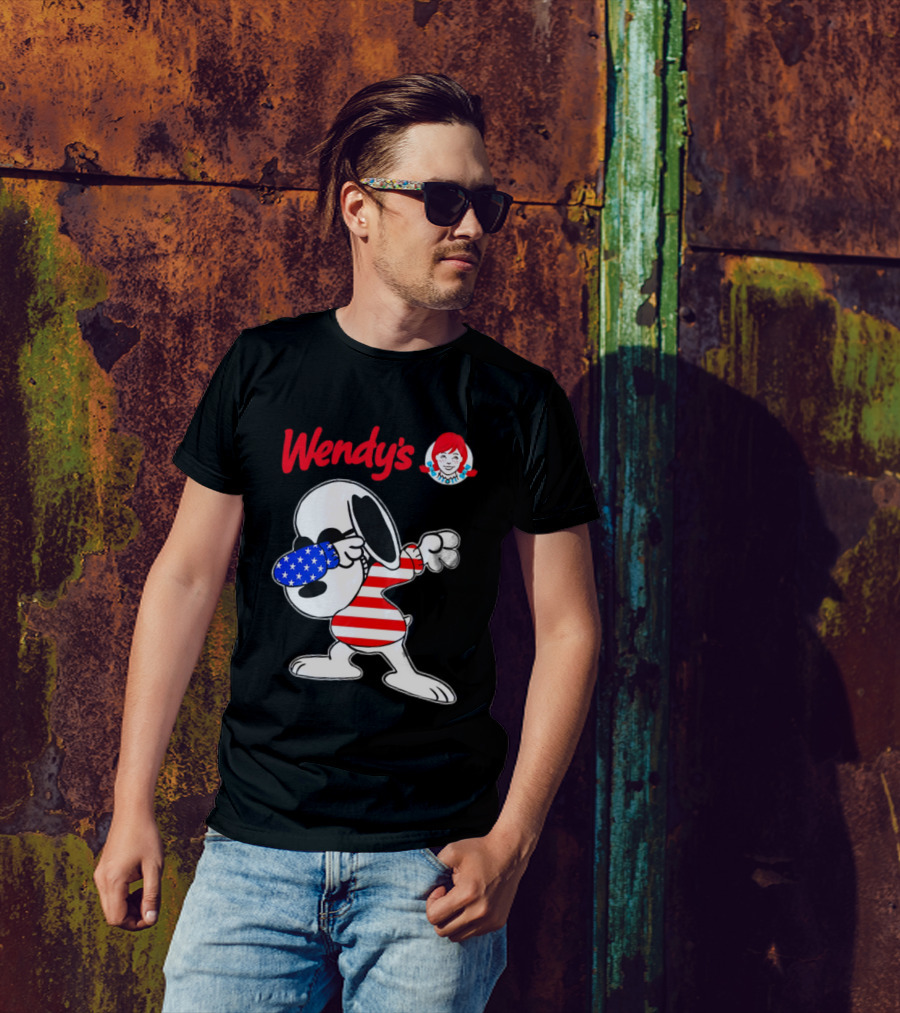 Wendy’s Snoopy Dabbing American Flag Stripes T-Shirt