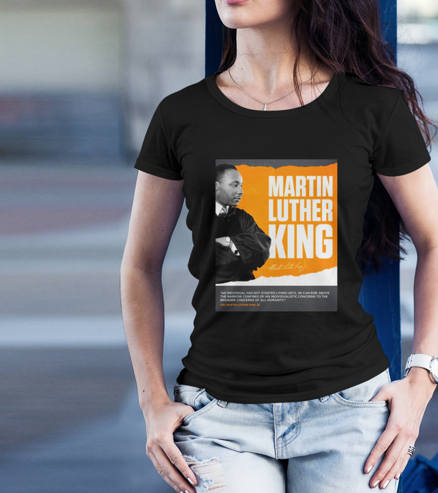 Martin Luther King Jr Tennessee Football Legacy With Signature And Quote T-Shirt