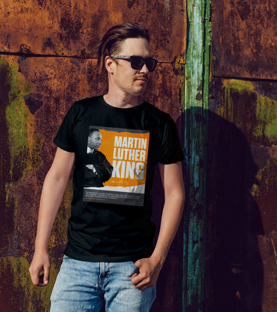 Martin Luther King Jr Tennessee Football Legacy With Signature And Quote T-Shirt