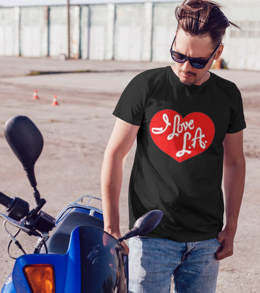 Tourist I Love LA Red Heart Icon T-Shirt