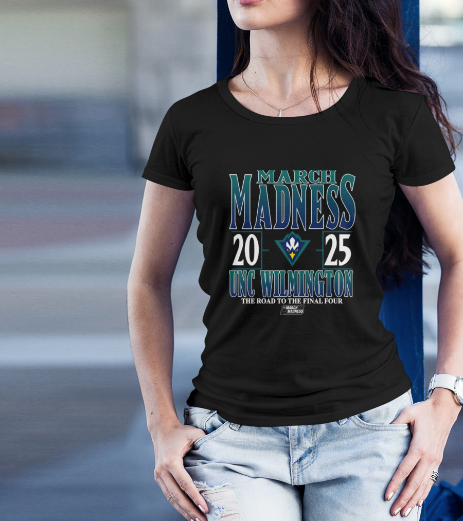 UNC Wilmington Seahawks 2025 March Madness The Road To The Final Four T-Shirt