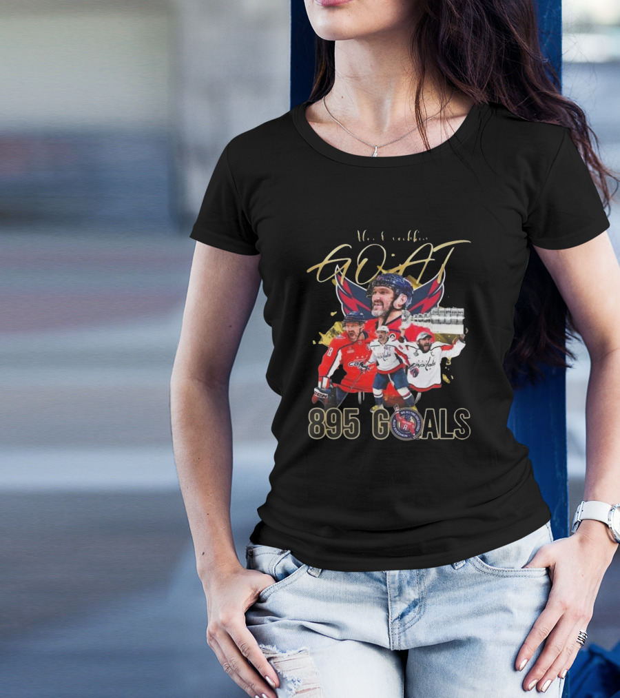 Washington Capitals NHL Alex Ovechkin GOAT 895 Goals Signature Collection T-Shirt