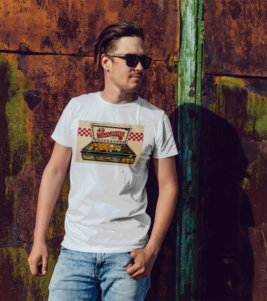 49 Winchester Mar 18 2025 The Bassment Chicago Show Vintage Record Player Sunflower Pizza Art T-Shirt
