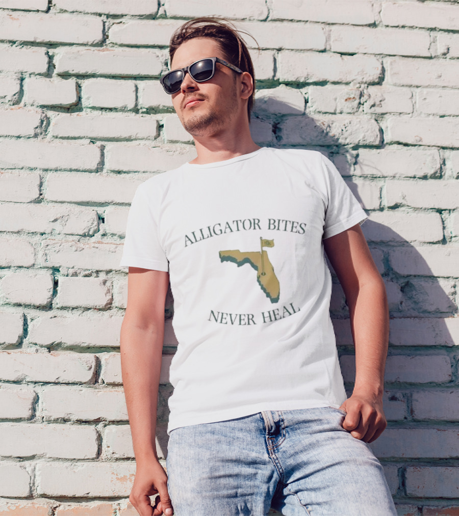 ALLIGATOR BITES NEVER HEAL FLORIDA MAP FLAG T-Shirt