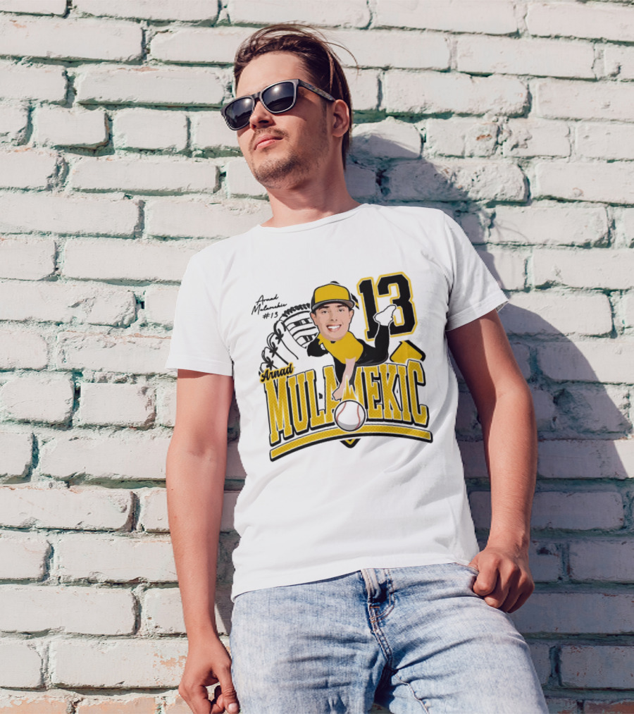 Arnad Mulamekic Baseball 13 Player Underhand Catcher Yellow Outfit T-Shirt