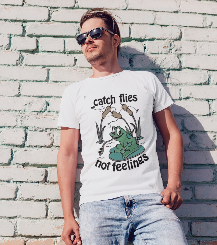 Catch Flies Not Feelings Frog On Lily Pad With Swirling Flies T-Shirt