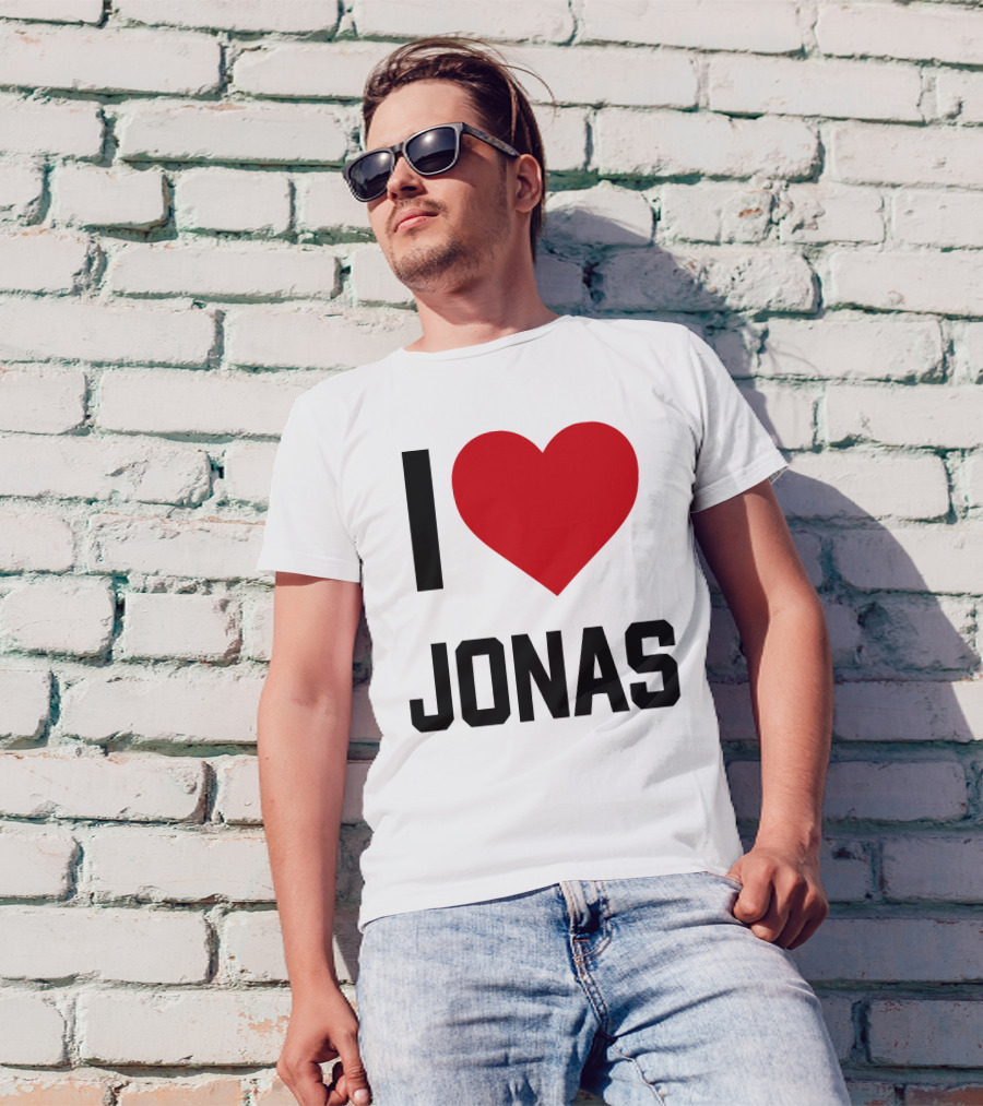 I Love Jonas Brothers Family Roast Show On Netflix T-Shirt